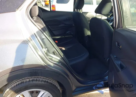 2021 Nissan Kicks S Xtronic Cvt из США, поврежденный, VIN 3N1CP5BV2ML518878